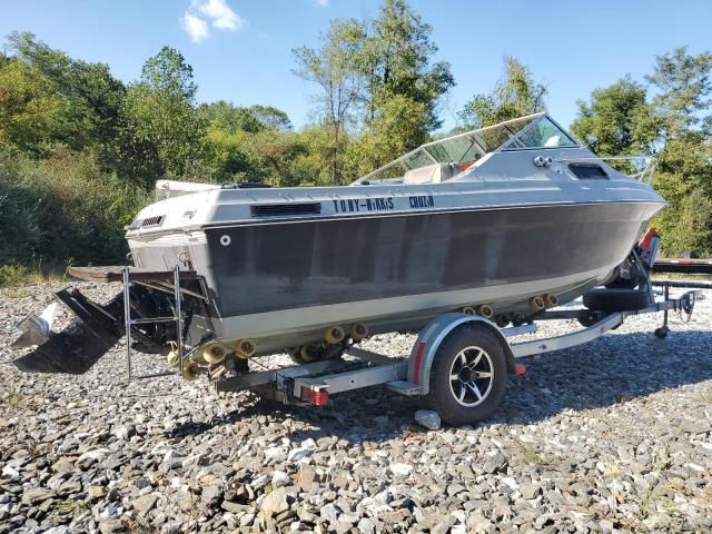 1987 Invader Boat