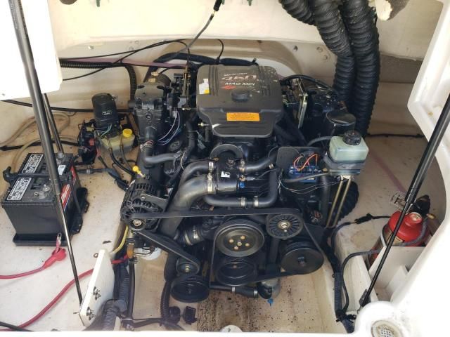 2003 Chaparral Boat