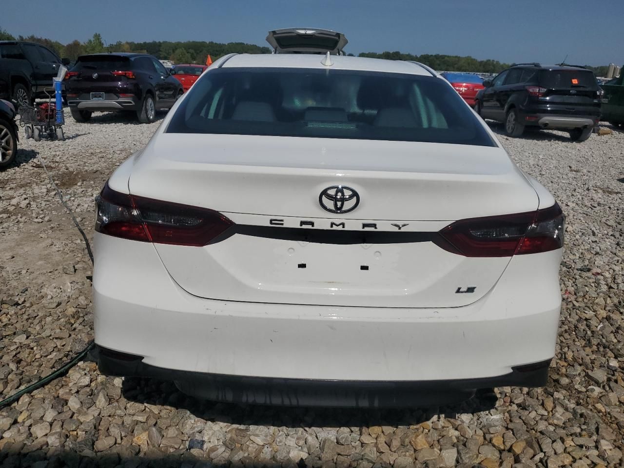 2021 Toyota Camry le
