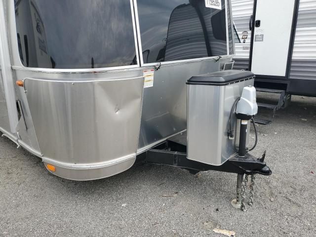 2017 Airstream M-30 Serenity