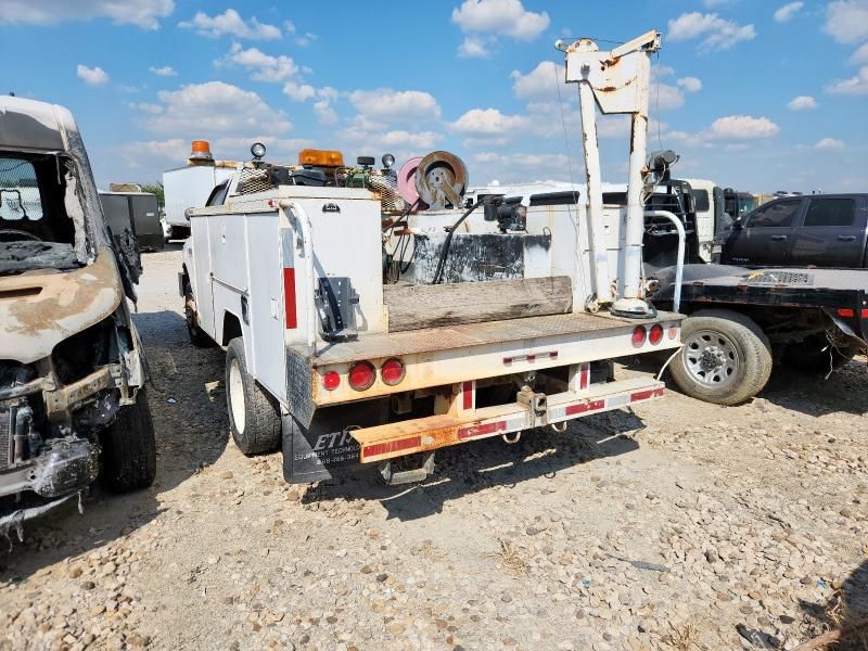 2001 Ford F550 Super Duty