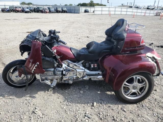 2005 Honda GL1800