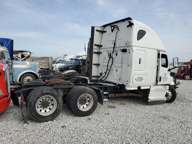 2022 Freightliner Cascadia 126 Semi Truck