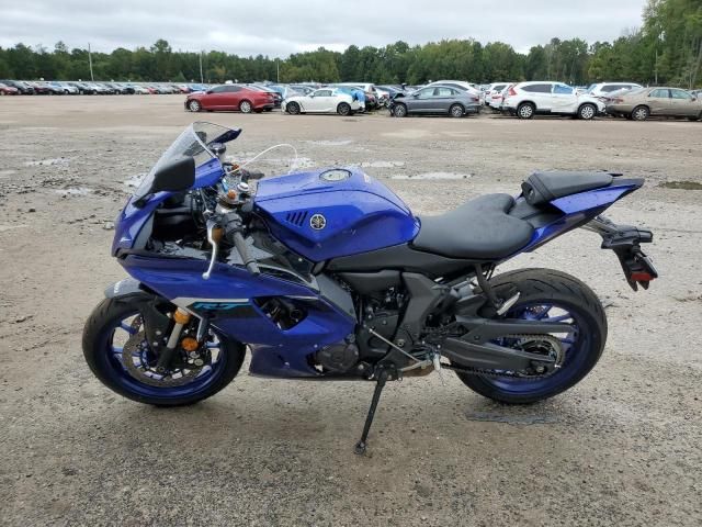 2025 Yamaha YZFR7