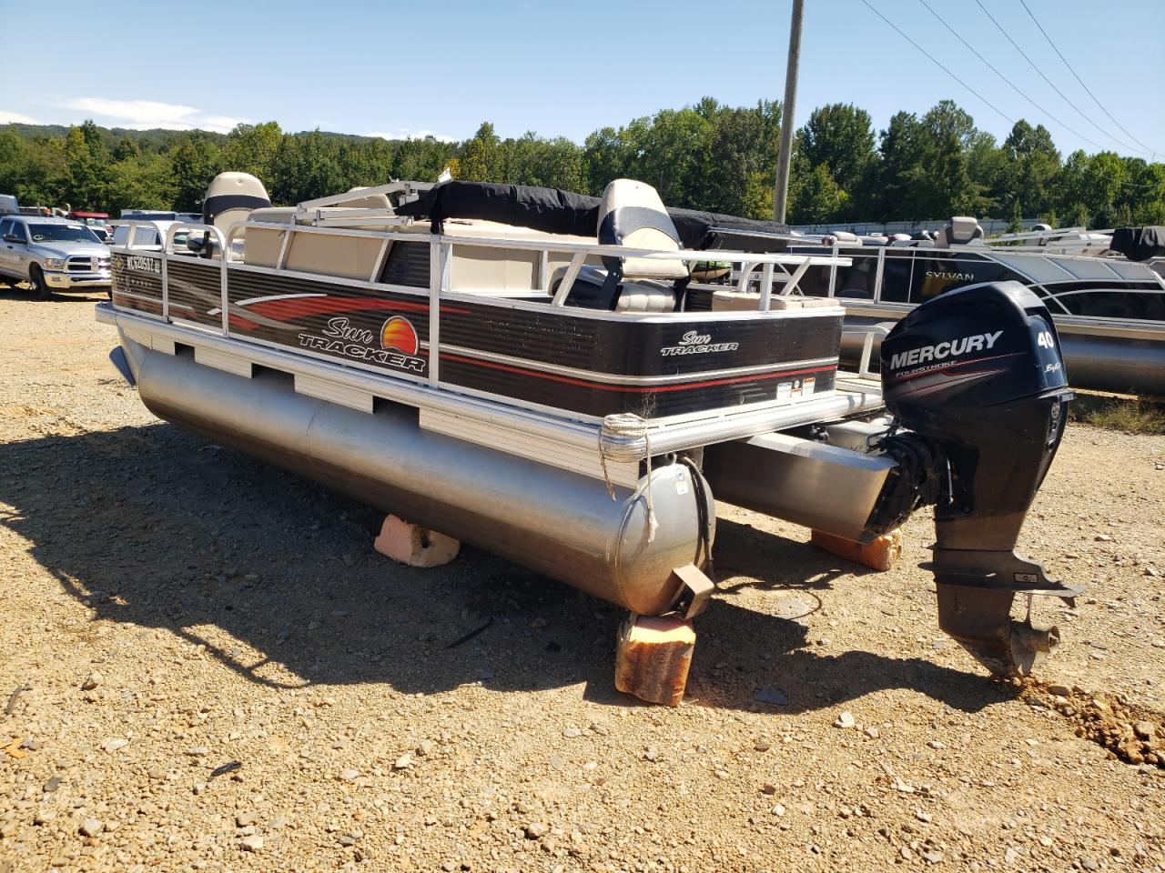 2013 Sun Tracker Boat-Boats