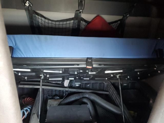 2019 Freightliner Cascadia 126 Semi Truck