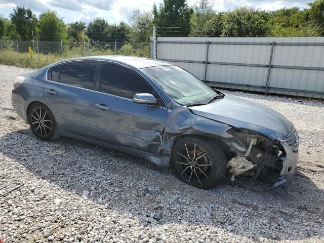 2010 Nissan Altima Base