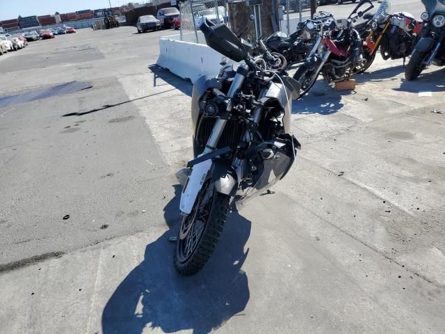 2022 Husqvarna Norden 901