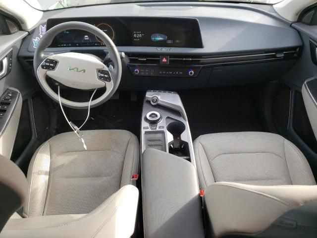 2022 KIA EV6 Light