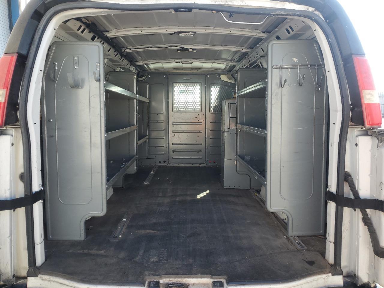 2016 Chevrolet Express G2500