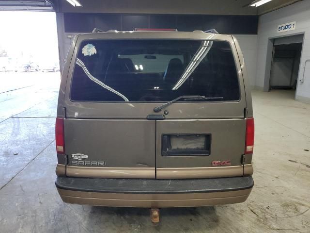 2000 GMC Safari XT