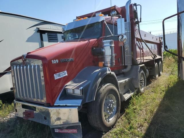 2019 Kenworth Constructi-Semi Truck