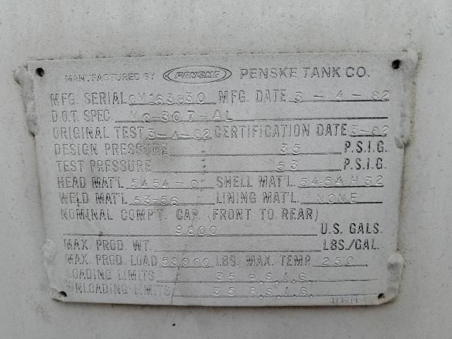 1982 Penske Tank Trailer
