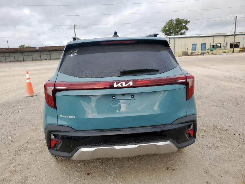 2025 KIA Seltos EX