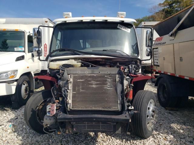 2013 Freightliner M2 106 MED