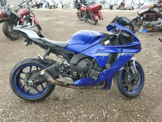 2021 Yamaha YZFR1