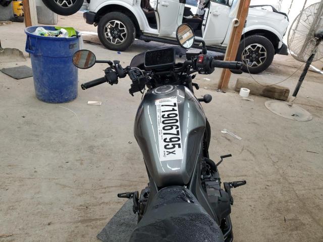 2025 Honda CMX1100 D2