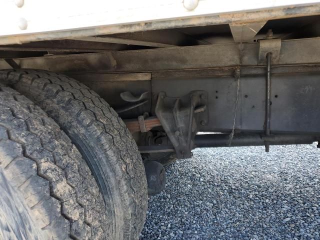2001 International 4000 4700