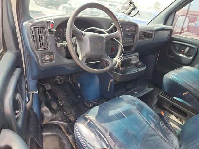 2000 Chevrolet Express G2500