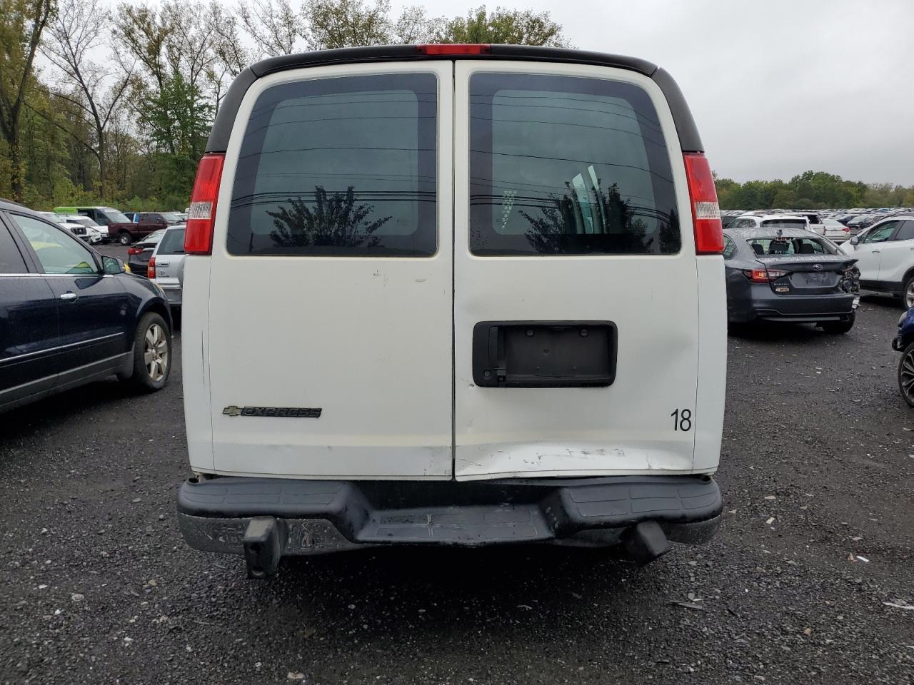 2018 Chev Express G2500