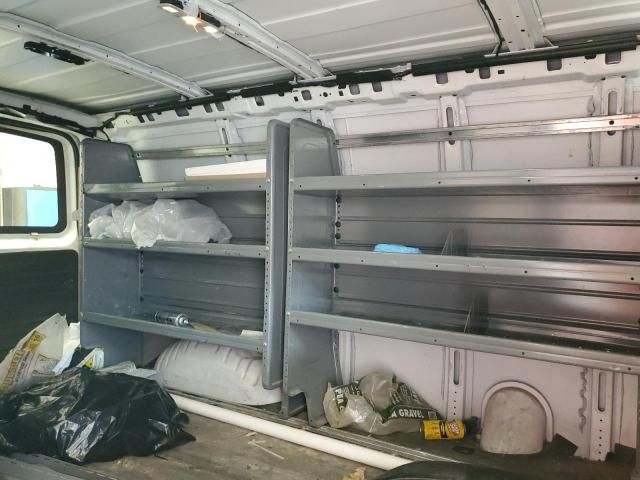 2017 Chevrolet Express G2500
