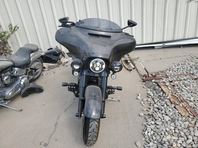 2019 Harley-Davidson Flhxs