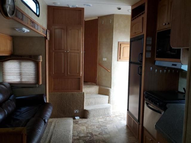 2010 Forest River Wildcat 31BH2B