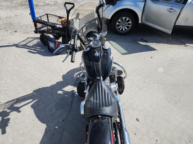 2016 Harley-Davidson FLS Softail Slim