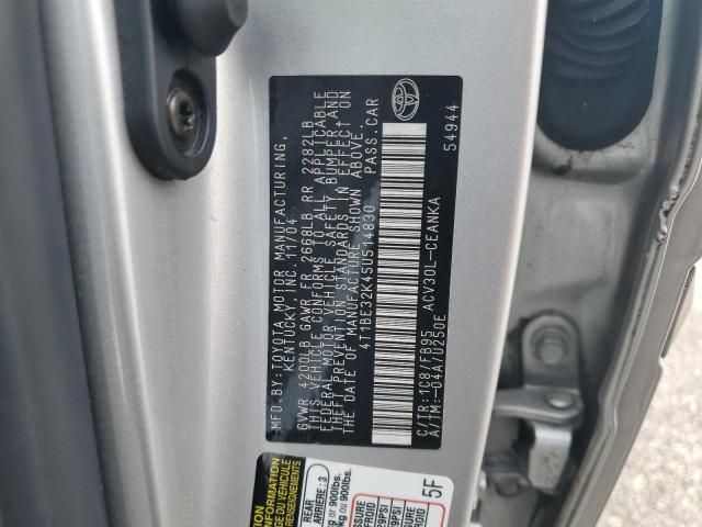 2005 Toyota Camry le