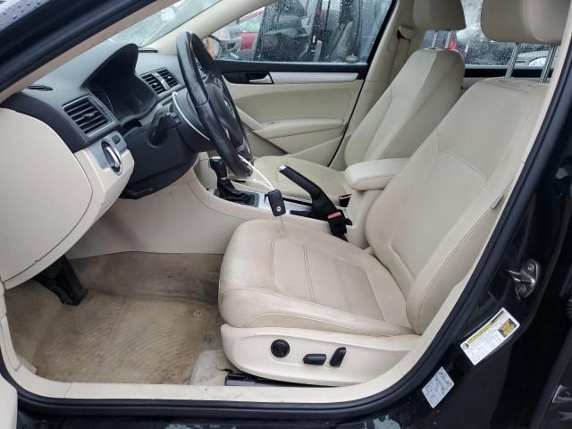 2012 Volkswagen Passat SE