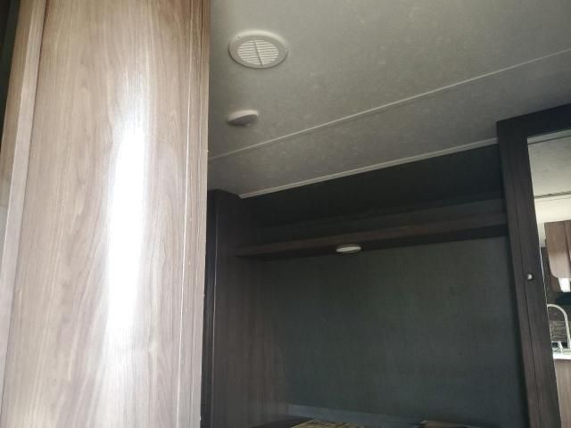 2018 Trailers Hideout 22RBWE