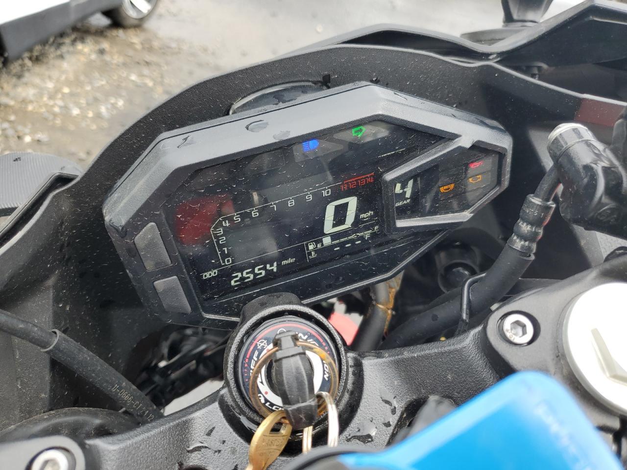 2025 Kawasaki EX500