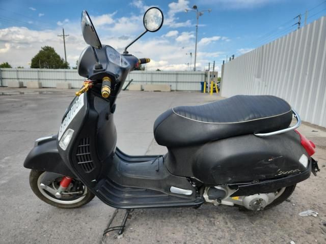 2013 Vespa GTS 300 Super