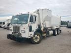 2012 Peterbilt Tractor 2012 Peterbilt 320 Refuse Truck
