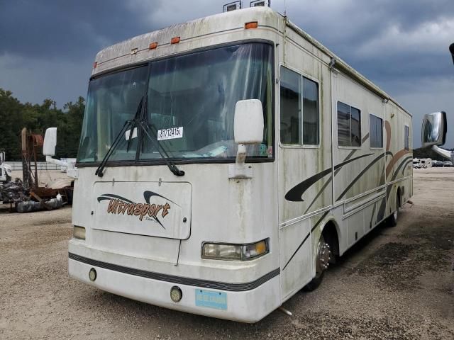 2000 Freightliner Chassis X Line Motor Home
