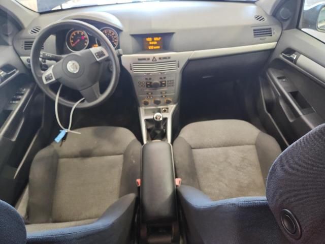 2008 Saturn Astra XR