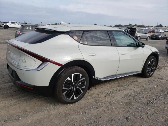 2022 KIA EV6 Light