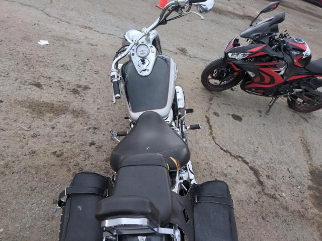 2003 BMW 2003 Honda VT750 CDC