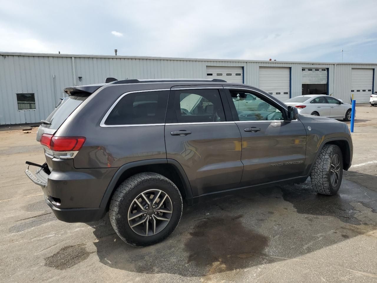 2020 Jeep Grand Cherokee Laredo