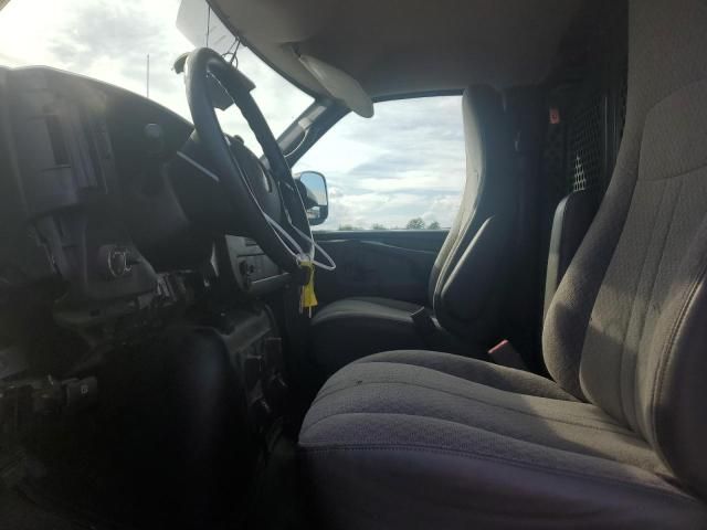 2015 Chevrolet Express G2500