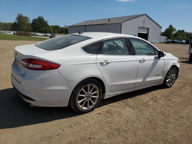 2017 Ford Fusion se Hybrid