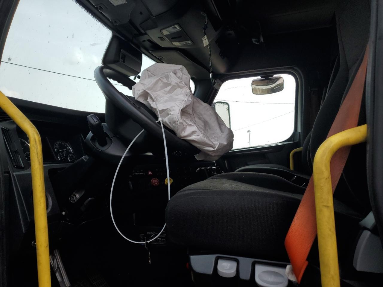 2024 Freigliner 2024 Freightliner Cascadia 116 Semi Truck
