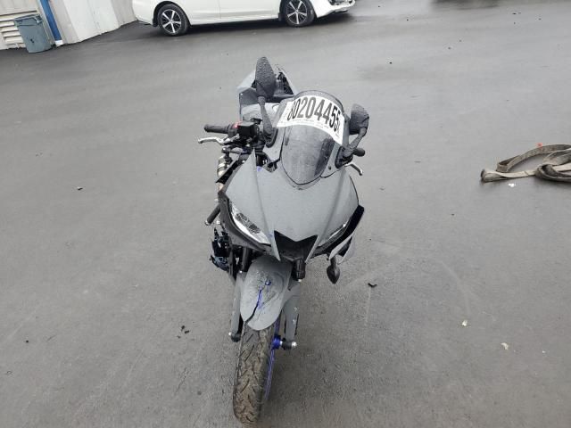 2024 Yamaha YZFR3 A