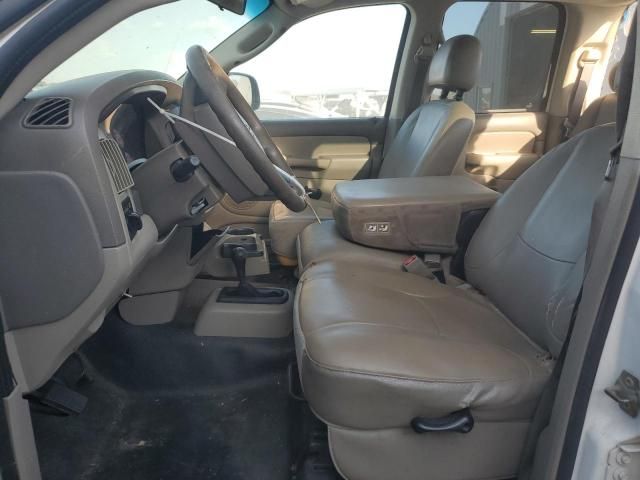 2004 Dodge RAM 1500 ST