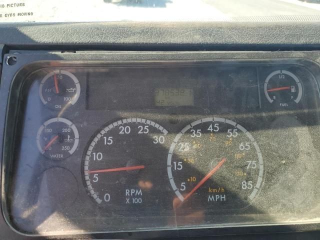 2001 Freightliner Medium Conventional FL70