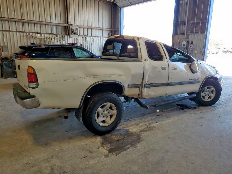 2001 Toyota Tundra Access cab