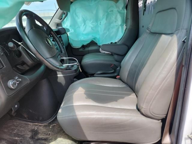 2023 Chevrolet Express G2500