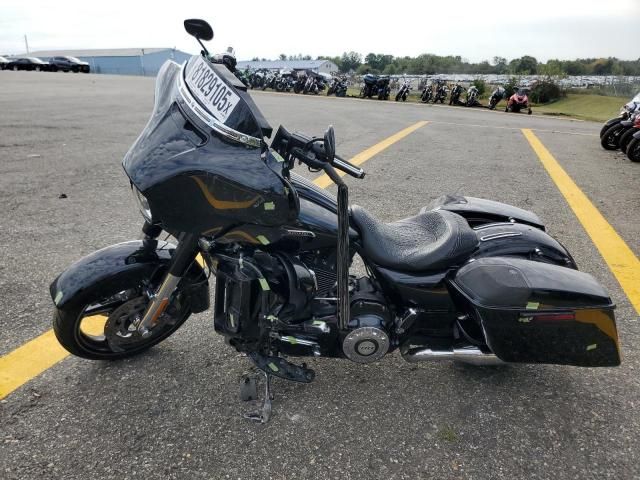 2016 Harley-Davidson Flhxse CVO Street Glide