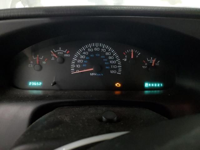 2001 Dodge RAM Wagon B2500