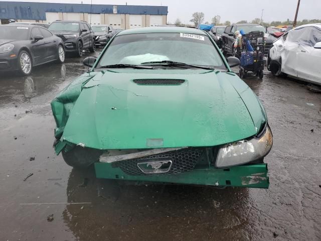 2000 Ford Mustang